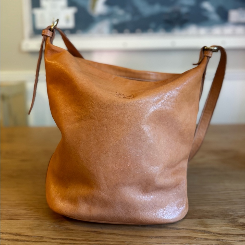 Il Bisonte bucket bag, natural/vachetta leather